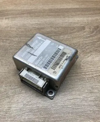 Audi A6 S6 C4 4A Airbag control unit/module 8A0959655A 0285001086