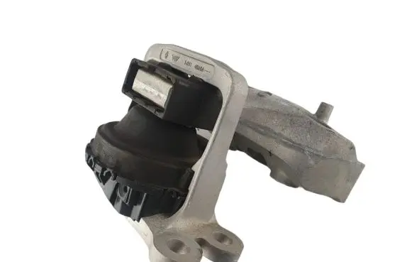Nissan X-Trail T32 Engine mount bracket 112114BA0A