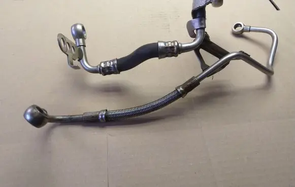 Audi A6 S6 C6 4F Turbo turbocharger oiling pipe/hose 06D145778C