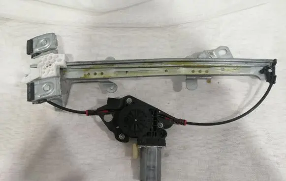 Ford Fusion Front door window regulator with motor 2N11N23201BT