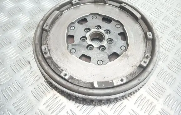 Nissan Qashqai+2 Dual mass flywheel 