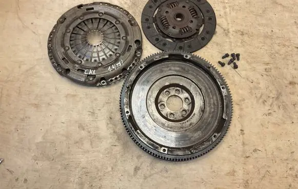 Volkswagen Eos Flywheel 03C141025C 03C141031D 03CK040708