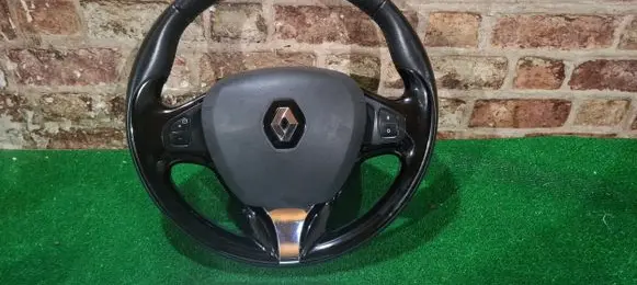 Renault Captur Steering wheel