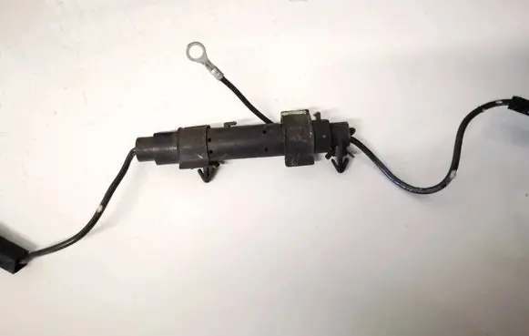 Mercedes-Benz ML W163 Antenna control unit 2038202389