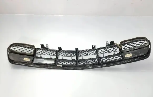 Chevrolet Corvette C7 Front bumper lower grill