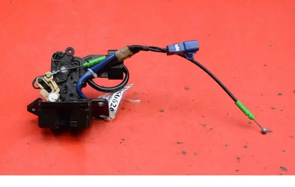 Toyota Corolla E120 E130 Tailgate/trunk/boot lock/catch/latch 