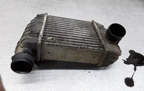 Audi A6 S6 C6 4F Intercooler radiator 4F0145805S