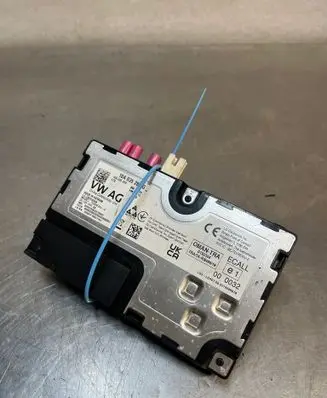 Volkswagen ID.3 Trunk lid opening control unit 