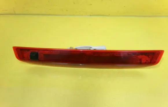 Ford Galaxy Third/center stoplight 89072016 89028119