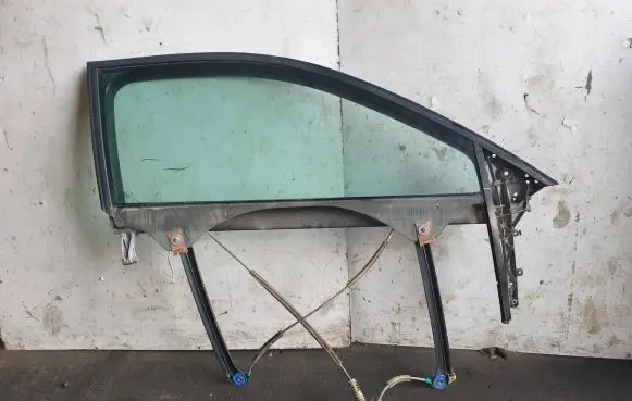 Audi A3 S3 8P Front door electric window regulator 8P3837630