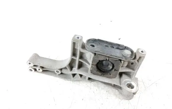 Porsche Taycan 9J1 Sway bar bush bracket, front 9J1413358A