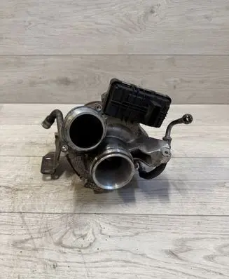 BMW 5 F10 F11 Turbo 7823202 006094 PF004508