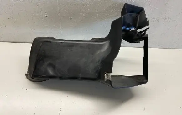 Audi A4 S4 B7 8E 8H Intercooler air guide/duct channel 8E0121282B 50297