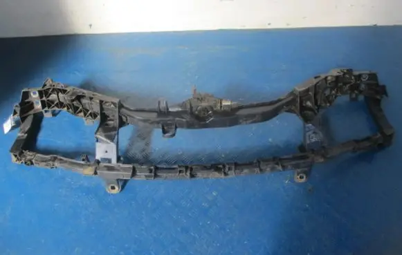 Ford Focus C-MAX Front bodywork piece 