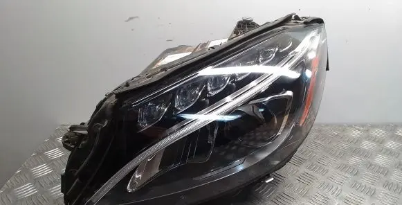 Mercedes-Benz C W205 Headlight/headlamp A2058201561