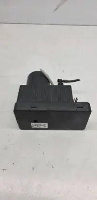Mercedes-Benz C W203 Central locking vacuum pump 2038000048 0132006365