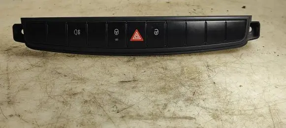 Smart ForFour I Hazard light switch A4548202310 MN900321 93671508050