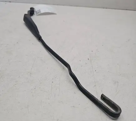 Volvo S40, V40 Front wiper blade arm