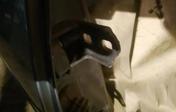 Renault Scenic II - Grand scenic II Rear door lower hinge