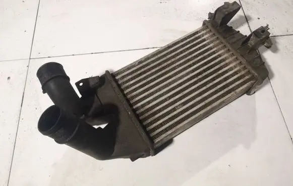 Opel Astra H Intercooler radiator