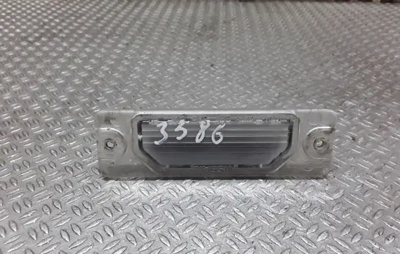 Infiniti FX Number plate light