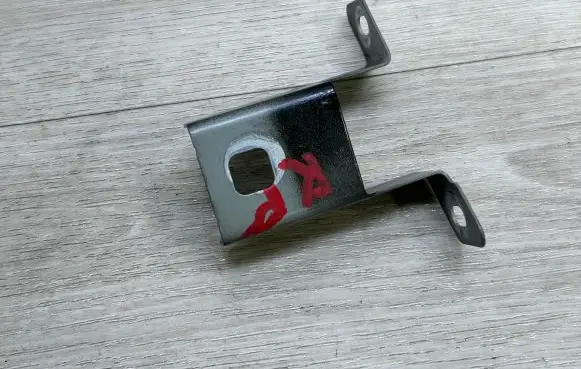Porsche Cayenne (92A) Fender mounting bracket 95850316100 7P5821161