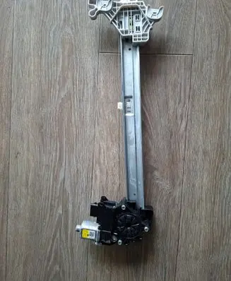 Hyundai Kona II Front door window regulator with motor 82402BE010