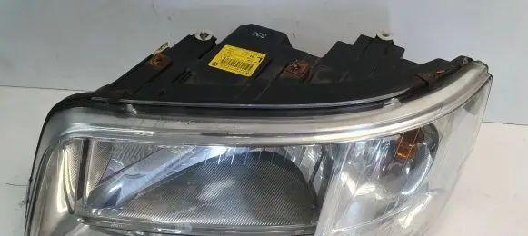 Volkswagen Transporter - Caravelle T5 Headlight/headlamp 7H1941015J