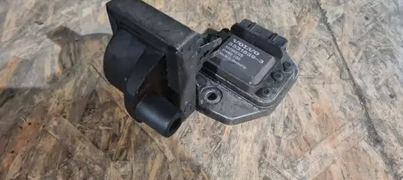 Volvo 850 Ignition amplifier control unit 35318393