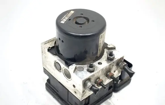 Mercedes-Benz C W204 ABS Pump