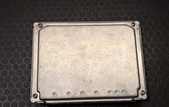 Volkswagen PASSAT B5 Engine control unit/module 3B0907401J