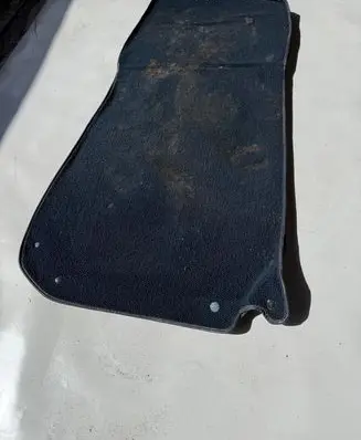 Mercedes-Benz 190 W201 Interior carpet 2016840229