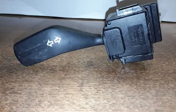 Ford Transit Indicator stalk 17D9402