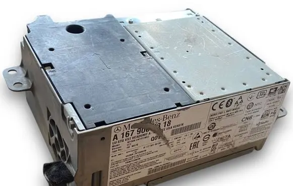Mercedes-Benz A W177 Central body control module A1679004318