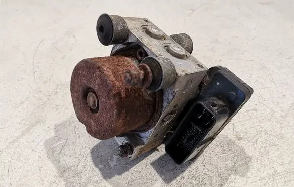 Mazda 626 ABS Pump 4360765