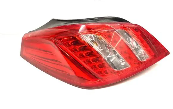 Peugeot 508 Rear/tail lights 9686293780