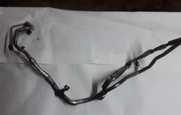 Ford Galaxy Air conditioning (A/C) pipe/hose DS7H19E881