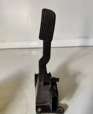 Mercedes-Benz Sprinter W901 W902 W903 W904 Accelerator throttle pedal 0281002335 A9013000404