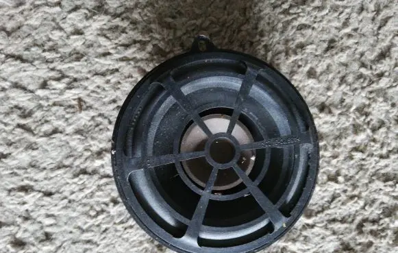 Renault Megane II Parcel shelf speaker 