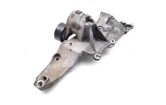 Ford Mondeo MK V Generator/alternator bracket DS7Q8D611AH