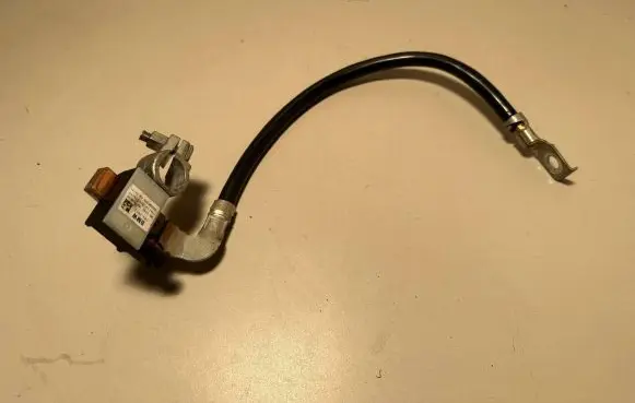 BMW 1 F20 F21 Negative earth cable (battery) 7631109 0161687031 12037310