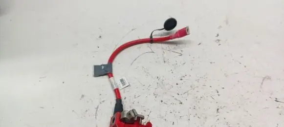 BMW 3 F30 F35 F31 Positive cable (battery) 10304410