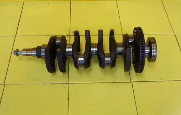 Opel Corsa E Crankshaft 55561516 B14XEJ