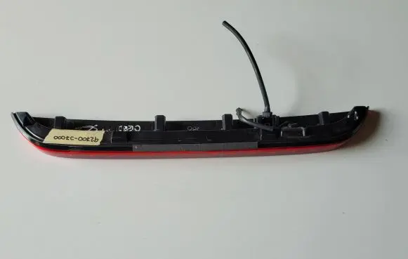 KIA Ceed Third/center stoplight 92700j7000