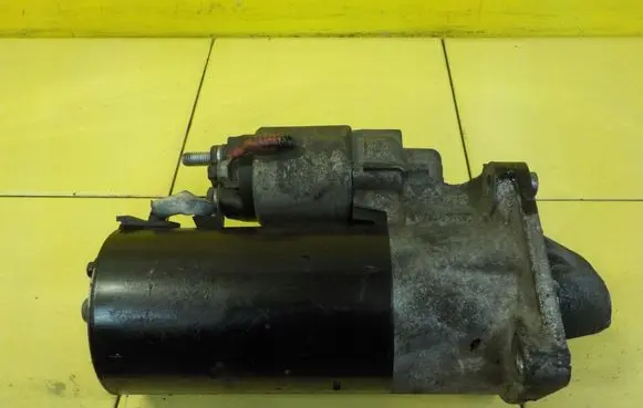 Alfa Romeo Giulietta Starter motor 0001139006 51810267
