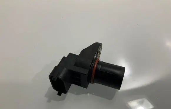 Mercedes-Benz CLS C219 Camshaft position sensor A0051531328 0051531328