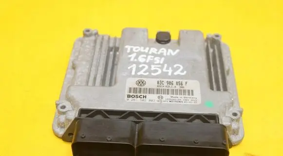 Volkswagen Touran I Engine control unit/module ECU 03C906056F