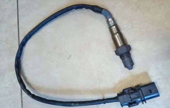 KIA Sorento Lambda probe sensor 393512F950 NE62086