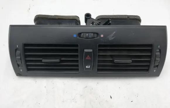 BMW X3 E83 Dash center air vent grill 3400074