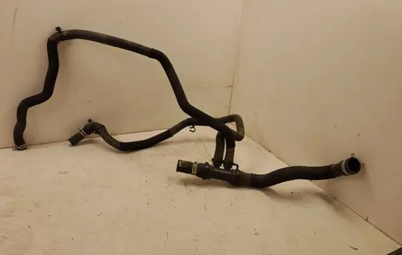 Dacia Sandero III Engine coolant pipe/hose 215037357R 1800476115